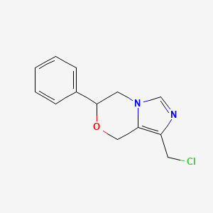 molecular formula C13H13ClN2O B1480127 1-(chloromethyl)-6-phenyl-5,6-dihydro-8H-imidazo[5,1-c][1,4]oxazine CAS No. 2098111-84-1
