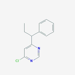 molecular formula C13H13ClN2 B1480268 4-Chloro-6-(1-phenylpropyl)pyrimidine CAS No. 2092720-90-4