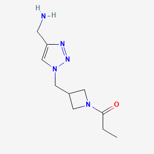 molecular formula C10H17N5O B1480596 1-(3-((4-(aminomethyl)-1H-1,2,3-triazol-1-yl)methyl)azetidin-1-yl)propan-1-one CAS No. 2097964-73-1