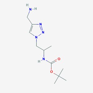 molecular formula C11H21N5O2 B1480607 tert-butyl (1-(4-(aminomethyl)-1H-1,2,3-triazol-1-yl)propan-2-yl)carbamate CAS No. 2098111-14-7