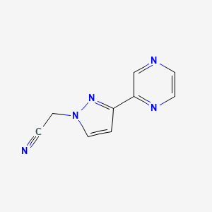 molecular formula C9H7N5 B1480735 2-(3-(pyrazin-2-yl)-1H-pyrazol-1-yl)acetonitrile CAS No. 2098036-01-0