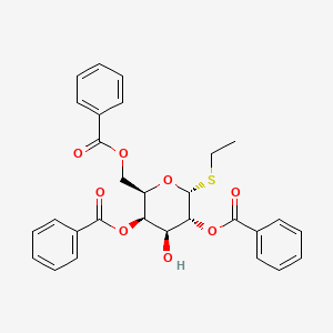 molecular formula C29H28O8S B14807934 (2R,3R,4S,5R,6R)-2-((Benzoyloxy)methyl)-6-(ethylthio)-4-hydroxytetrahydro-2H-pyran-3,5-diyl dibenzoate 