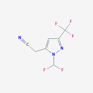 molecular formula C7H4F5N3 B1480811 2-(1-(二氟甲基)-3-(三氟甲基)-1H-吡唑-5-基)乙腈 CAS No. 2098069-74-8