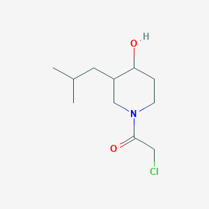 2-Chloro-1-(4-hydroxy-3-isobutylpiperidin-1-yl)ethan-1-one