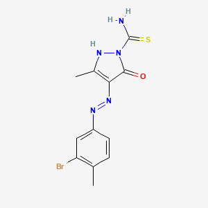 (4E)-4-[2-(3-bromo-4-methylphenyl)hydrazinylidene]-3-methyl-5-oxo-4,5-dihydro-1H-pyrazole-1-carbothioamide