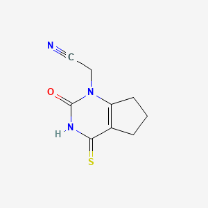 molecular formula C9H9N3OS B1481059 2-(2-oxo-4-thioxo-2,3,4,5,6,7-hexahydro-1H-cyclopenta[d]pyrimidin-1-yl)acetonitrile CAS No. 2098095-28-2
