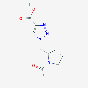 molecular formula C10H14N4O3 B1481222 1-((1-acetylpyrrolidin-2-yl)methyl)-1H-1,2,3-triazole-4-carboxylic acid CAS No. 2098121-90-3