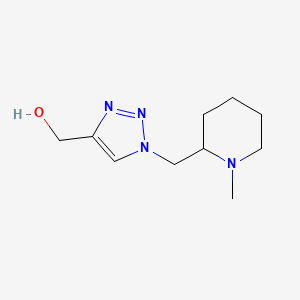 molecular formula C10H18N4O B1481238 (1-((1-methylpiperidin-2-yl)methyl)-1H-1,2,3-triazol-4-yl)methanol CAS No. 2092086-61-6