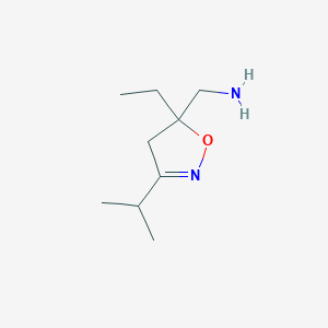 molecular formula C9H18N2O B14814396 1-[5-Ethyl-3-(propan-2-yl)-4,5-dihydro-1,2-oxazol-5-yl]methanamine 