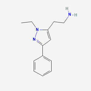 molecular formula C13H17N3 B1481738 2-(1-乙基-3-苯基-1H-吡唑-5-基)乙胺 CAS No. 2098005-50-4