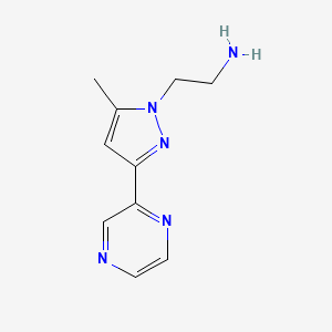 molecular formula C10H13N5 B1482030 2-(5-methyl-3-(pyrazin-2-yl)-1H-pyrazol-1-yl)ethan-1-amine CAS No. 2090584-64-6