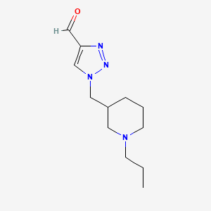 molecular formula C12H20N4O B1482094 1-((1-propylpiperidin-3-yl)methyl)-1H-1,2,3-triazole-4-carbaldehyde CAS No. 2098122-24-6