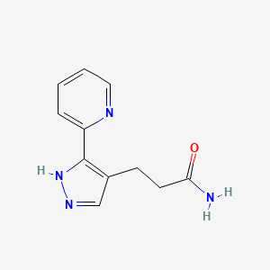 molecular formula C11H12N4O B1482244 3-(3-(pyridin-2-yl)-1H-pyrazol-4-yl)propanamide CAS No. 2098005-97-9
