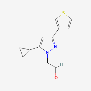 molecular formula C12H12N2OS B1482253 2-(5-cyclopropyl-3-(thiophen-3-yl)-1H-pyrazol-1-yl)acetaldehyde CAS No. 2098016-26-1