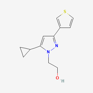 molecular formula C12H14N2OS B1482254 2-(5-cyclopropyl-3-(thiophen-3-yl)-1H-pyrazol-1-yl)ethan-1-ol CAS No. 2098070-98-3