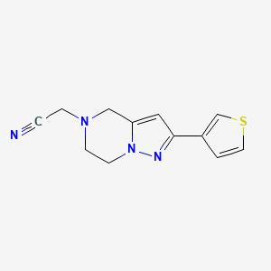 molecular formula C12H12N4S B1482467 2-(2-(噻吩-3-基)-6,7-二氢吡唑并[1,5-a]哒嗪-5(4H)-基)乙腈 CAS No. 2098061-68-6