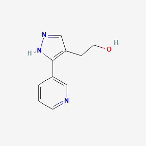 molecular formula C10H11N3O B1482493 2-(3-(pyridin-3-yl)-1H-pyrazol-4-yl)ethan-1-ol CAS No. 2092034-06-3