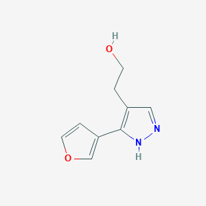 molecular formula C9H10N2O2 B1482532 2-(3-(furan-3-yl)-1H-pyrazol-4-yl)ethan-1-ol CAS No. 2092531-50-3