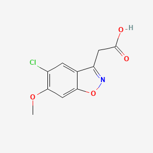 molecular formula C10H8ClNO4 B1482558 2-(5-Chloro-6-methoxybenzo[d]isoxazol-3-yl)acetic acid CAS No. 1953158-05-8