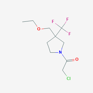 molecular formula C10H15ClF3NO2 B1482596 2-Chloro-1-[3-(ethoxymethyl)-3-(trifluoromethyl)pyrrolidin-1-yl]ethan-1-one CAS No. 2098139-03-6