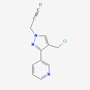 molecular formula C12H10ClN3 B1482641 3-(4-(chloromethyl)-1-(prop-2-yn-1-yl)-1H-pyrazol-3-yl)pyridine CAS No. 2090266-11-6