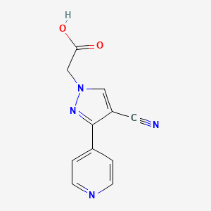 molecular formula C11H8N4O2 B1482767 2-(4-cyano-3-(pyridin-4-yl)-1H-pyrazol-1-yl)acetic acid CAS No. 2098135-76-1