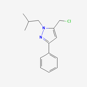 molecular formula C14H17ClN2 B1482843 5-(chloromethyl)-1-isobutyl-3-phenyl-1H-pyrazole CAS No. 2098042-14-7
