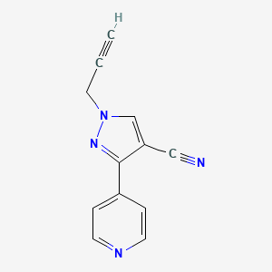 molecular formula C12H8N4 B1482883 1-(prop-2-yn-1-yl)-3-(pyridin-4-yl)-1H-pyrazole-4-carbonitrile CAS No. 2097971-17-8