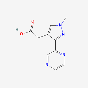 molecular formula C10H10N4O2 B1482902 2-(1-methyl-3-(pyrazin-2-yl)-1H-pyrazol-4-yl)acetic acid CAS No. 2090946-16-8