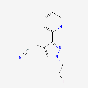 molecular formula C12H11FN4 B1482924 2-(1-(2-fluoroethyl)-3-(pyridin-2-yl)-1H-pyrazol-4-yl)acetonitrile CAS No. 2098088-30-1