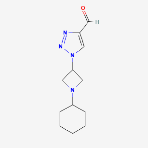 molecular formula C12H18N4O B1482944 1-(1-环己基氮杂环丁烷-3-基)-1H-1,2,3-三唑-4-甲醛 CAS No. 2097995-93-0