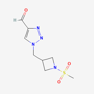 molecular formula C8H12N4O3S B1482953 1-((1-(methylsulfonyl)azetidin-3-yl)methyl)-1H-1,2,3-triazole-4-carbaldehyde CAS No. 2091719-34-3