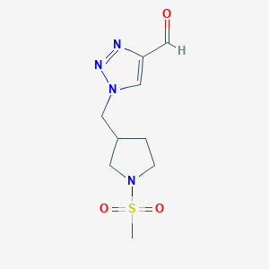 molecular formula C9H14N4O3S B1482961 1-((1-(methylsulfonyl)pyrrolidin-3-yl)methyl)-1H-1,2,3-triazole-4-carbaldehyde CAS No. 2025472-35-7