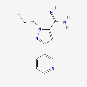 molecular formula C11H12FN5 B1483088 1-(2-fluoroethyl)-3-(pyridin-3-yl)-1H-pyrazole-5-carboximidamide CAS No. 2098050-76-9