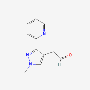 molecular formula C11H11N3O B1483180 2-(1-methyl-3-(pyridin-2-yl)-1H-pyrazol-4-yl)acetaldehyde CAS No. 2090382-05-9