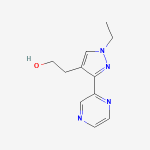 molecular formula C11H14N4O B1483194 2-(1-乙基-3-(吡嗪-2-基)-1H-吡唑-4-基)乙醇 CAS No. 2098084-09-2