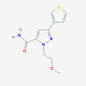molecular formula C11H13N3O2S B1483250 1-(2-methoxyethyl)-3-(thiophen-3-yl)-1H-pyrazole-5-carboxamide CAS No. 2098005-96-8