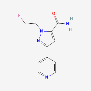 molecular formula C11H11FN4O B1483263 1-(2-氟乙基)-3-(吡啶-4-基)-1H-吡唑-5-甲酰胺 CAS No. 2098004-99-8