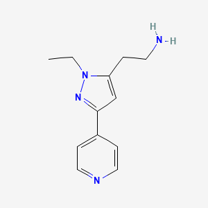 molecular formula C12H16N4 B1483288 2-(1-ethyl-3-(pyridin-4-yl)-1H-pyrazol-5-yl)ethan-1-amine CAS No. 2098051-08-0