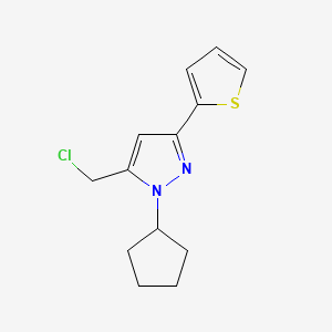 molecular formula C13H15ClN2S B1483349 5-(氯甲基)-1-环戊基-3-(噻吩-2-基)-1H-吡唑 CAS No. 2098134-58-6