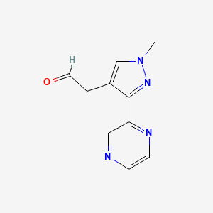 molecular formula C10H10N4O B1483382 2-(1-methyl-3-(pyrazin-2-yl)-1H-pyrazol-4-yl)acetaldehyde CAS No. 2092715-39-2