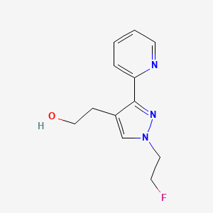 molecular formula C12H14FN3O B1483402 2-(1-(2-fluoroethyl)-3-(pyridin-2-yl)-1H-pyrazol-4-yl)ethan-1-ol CAS No. 2097986-71-3
