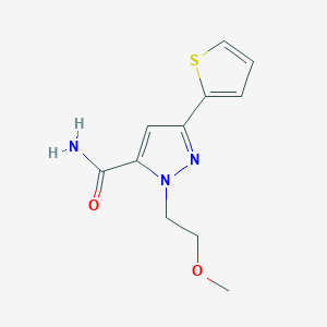 molecular formula C11H13N3O2S B1483447 1-(2-methoxyethyl)-3-(thiophen-2-yl)-1H-pyrazole-5-carboxamide CAS No. 2098118-50-2