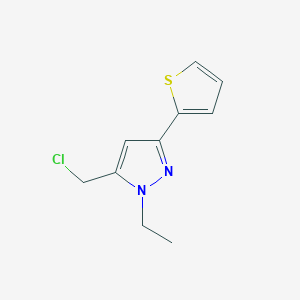 molecular formula C10H11ClN2S B1483468 5-(chloromethyl)-1-ethyl-3-(thiophen-2-yl)-1H-pyrazole CAS No. 2092549-00-1