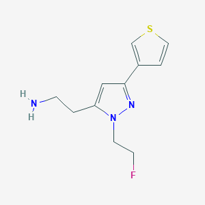 molecular formula C11H14FN3S B1483496 2-(1-(2-fluoroethyl)-3-(thiophen-3-yl)-1H-pyrazol-5-yl)ethan-1-amine CAS No. 2098041-82-6