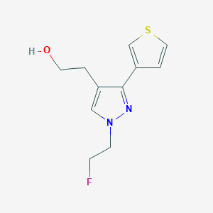 molecular formula C11H13FN2OS B1483525 2-(1-(2-fluoroethyl)-3-(thiophen-3-yl)-1H-pyrazol-4-yl)ethan-1-ol CAS No. 2098016-41-0