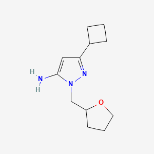 molecular formula C12H19N3O B1483548 3-环丁基-1-((四氢呋喃-2-基)甲基)-1H-吡唑-5-胺 CAS No. 2097987-49-8