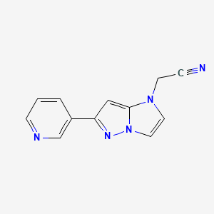 molecular formula C12H9N5 B1483587 2-(6-(pyridin-3-yl)-1H-imidazo[1,2-b]pyrazol-1-yl)acetonitrile CAS No. 2098030-38-5