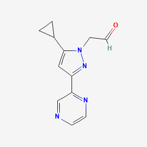 molecular formula C12H12N4O B1483690 2-(5-环丙基-3-(吡嗪-2-基)-1H-吡唑-1-基)乙醛 CAS No. 2098070-75-6