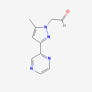 molecular formula C10H10N4O B1483752 2-(5-methyl-3-(pyrazin-2-yl)-1H-pyrazol-1-yl)acetaldehyde CAS No. 2092102-54-8